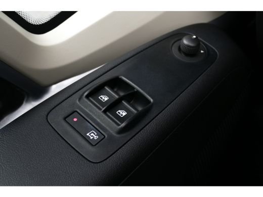 Citroën Jumper 2.2 BLUEHDI 120PK L2H2 3.3T / NAVI / CLIMA / PDC / TREKHAAK / LAADVLOER / BLUETOOTH / CRUISECONTR... ActivLease financial lease