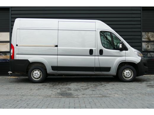 Citroën Jumper 2.2 BLUEHDI 120PK L2H2 3.3T / NAVI / CLIMA / PDC / TREKHAAK / LAADVLOER / BLUETOOTH / CRUISECONTR... ActivLease financial lease