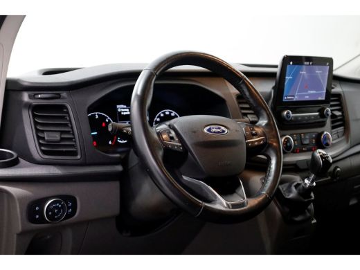 Ford Transit Custom 2.0 TDCI 130pk L2H1 Trend Navi/Camera/Trekhaak 2800kg 05-2020 ActivLease financial lease
