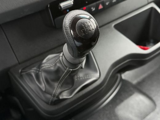 Mercedes Sprinter 314 CDI 143 PK RWD 3.5T / L2H1 / 1e EIG. / AIRCO / CRUISE / GEVEERDE STOEL ActivLease financial lease