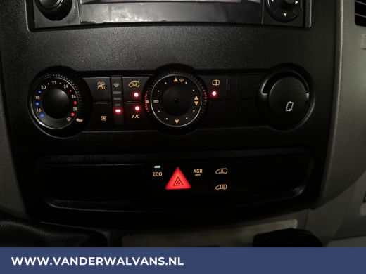 Mercedes Sprinter 316 CDI 164pk L2H2 Euro6 Airco | 2800kg trekhaak | Camera | Cruisecontrol Parkeersensoren, multif... ActivLease financial lease