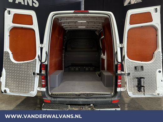 Mercedes Sprinter 316 CDI 163 pk L2H2 Euro6 Airco | 2800kg trekhaak | Navigatie | Cruisecontrol Parkeersensoren ActivLease financial lease