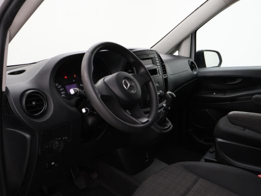 Mercedes-Benz Vito 111 CDI LANG BESTELAUTO VAN HET JAAR EDITIE + TREKHAAK / CRUISE / SIDEBARS ActivLease financial lease