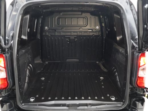 Opel Combo 1.5D 130 PK AUT. INNOVATION | APPLE CARPLAY | CAMERA | CRUISE ActivLease financial lease