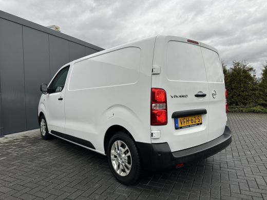 Opel Vivaro 1.5 CDTI 102 PK EDITION / L2H1 / 1e EIG. / AIRCO / CRUISE / CAMERA / NAVI / 3-ZITS / PDC ActivLease financial lease
