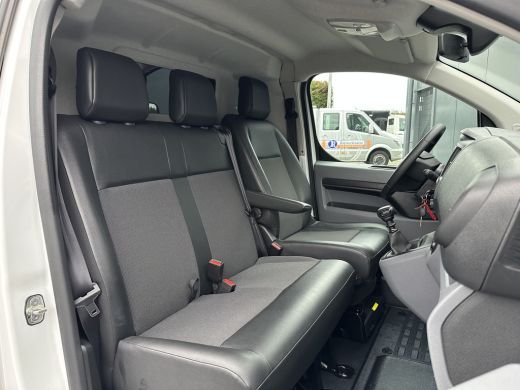 Opel Vivaro 1.5 CDTI 102 PK EDITION / L2H1 / 1e EIG. / AIRCO / CRUISE / CAMERA / NAVI / 3-ZITS / PDC ActivLease financial lease