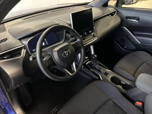Toyota Corolla Cross Hybrid 200 Style ActivLease financial lease