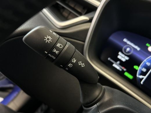 Toyota Corolla Cross Hybrid 200 Style ActivLease financial lease
