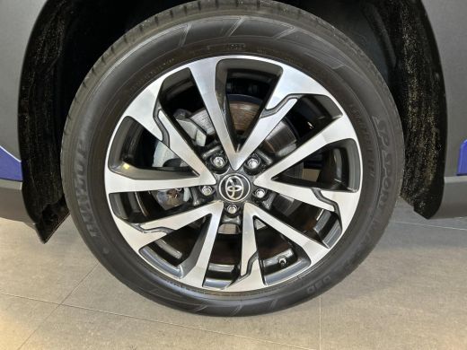 Toyota Corolla Cross Hybrid 200 Style ActivLease financial lease