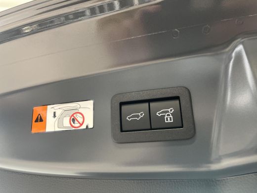 Toyota Prius 2.0 Plug-in Hybrid 220 Executive | Nieuw te bestellen | Private lease vanaf €441,- p.m.! ActivLease financial lease