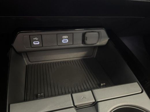 Toyota Prius 2.0 Plug-in Hybrid 220 Executive | Nieuw te bestellen | Private lease vanaf €441,- p.m.! ActivLease financial lease