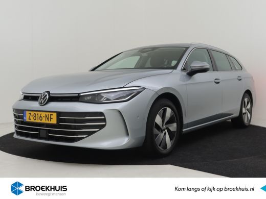 Volkswagen Passat Variant 1.5 eTSI 150pk 7-DSG | 1e eigenaar | Adaptief cruise control | Dodehoekdetectie | ERGO Ac... Volkswagen Passat Variant 1.5 eTSI 150pk 7-DSG | 1e eigenaar | Adaptief cruise control | Dodehoekdetectie | ERGO Ac...