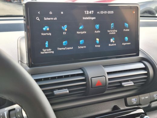 Hyundai Inster Pulse 49 kWh | Winterpack | Stoel/stuur verwarming | Achteruitrij camera | lichtmetalen velgen | ActivLease financial lease