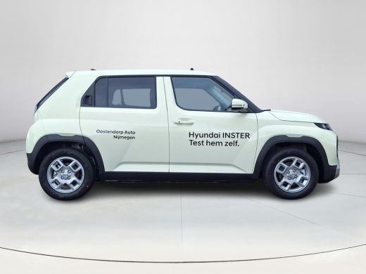 Hyundai Inster Pulse 49 kWh | Winterpack | Stoel/stuur verwarming | Achteruitrij camera | lichtmetalen velgen | ActivLease financial lease