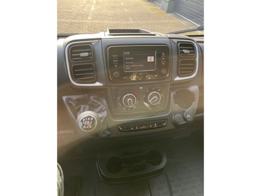 Peugeot Boxer 2.2 BlueHDi 120 S&S L2H1 3.0t | Airco | Camera | PDC V+A | Full led | Cruise control | DAB | ActivLease financial lease