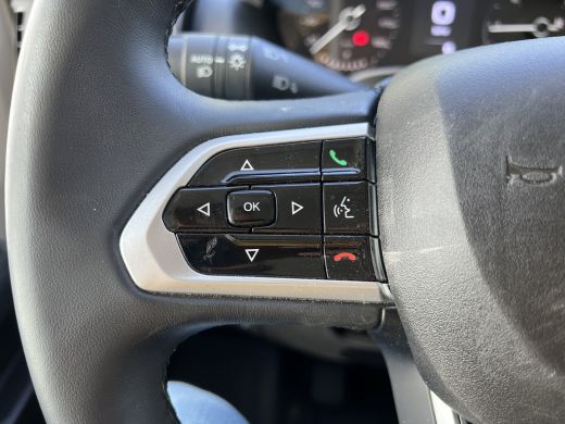 Peugeot Boxer 2.2 BlueHDi 120 S&S L2H1 3.0t |Laadruimte bekleed | Trekhaak | LED Laadruimte verlichting | | Air... ActivLease financial lease