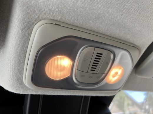Peugeot Boxer 2.2 BlueHDi 120 S&S L2H1 3.0t |Laadruimte bekleed | Trekhaak | LED Laadruimte verlichting | | Air... ActivLease financial lease