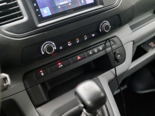 Peugeot Expert 231C 2.0 BlueHDI 120 Pro (SCHERM, LM VELGEN, LEDER, CRUISE, NIEUWE APK, BLUETOOTH, ELEK RAMEN, NI... ActivLease financial lease