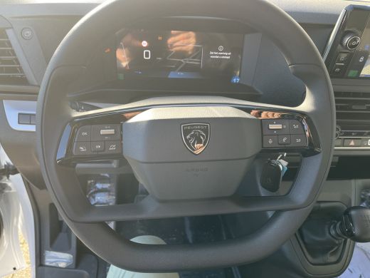 Peugeot Expert Gesloten Bestel L2H1 2.0 BlueHDi 145 6MT Standaard | City NAV pakket | Geïsoleerde comfort scheid... ActivLease financial lease