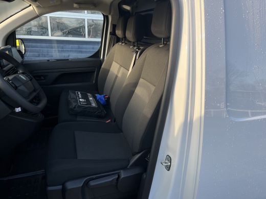 Peugeot Expert Peugeot 145Standaard| Parkeersensoren achter | Surround NAV pakket | Volwaardig reservewiel Peuge... ActivLease financial lease