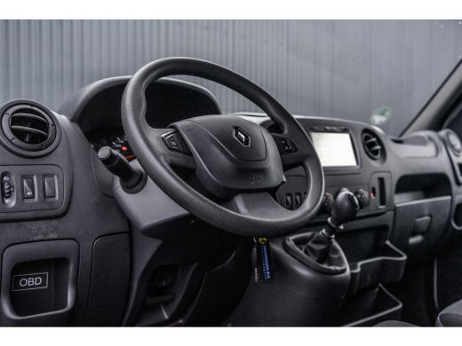 Renault Master 2.3 dCi Bakwagen met laadklep (1000 KG) | Dubbellucht | Euro 6 | 164 PK | Cruise | Airco | Navigatie ActivLease financial lease