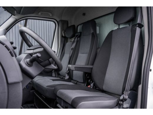 Renault Master 2.3 dCi Bakwagen met laadklep (1000 KG) | Dubbellucht | Euro 6 | 164 PK | Cruise | Airco | Navigatie ActivLease financial lease