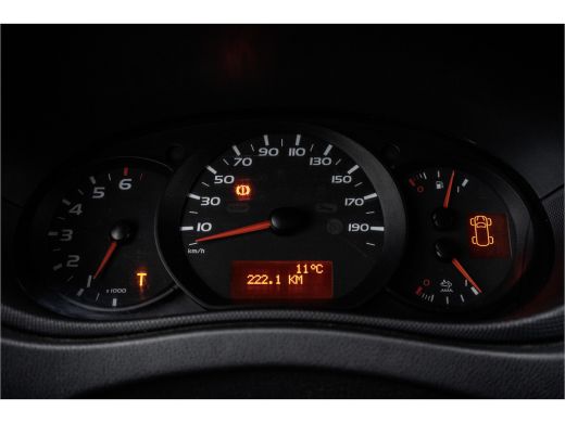 Renault Master 2.3 dCi Bakwagen met laadklep (1000 KG) | Dubbellucht | Euro 6 | 164 PK | Cruise | Airco | Navigatie ActivLease financial lease