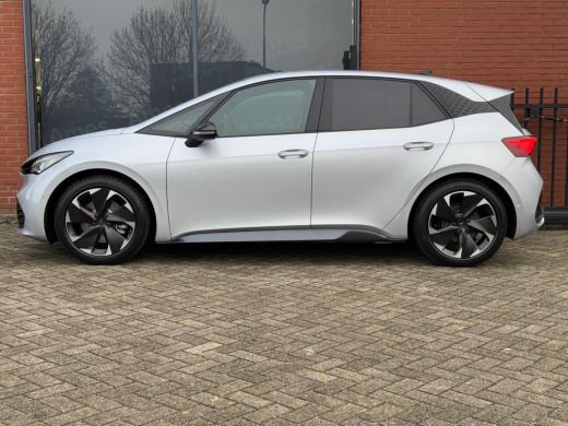 Seat Born 59kWh 231pk eBoost Performance | Top View camera | Elektrische stoelen | Sennheiser sound ActivLease financial lease