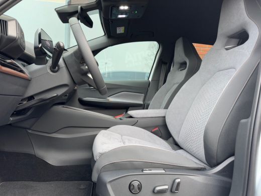 Seat Born 59kWh 231pk eBoost Performance | Top View camera | Elektrische stoelen | Sennheiser sound ActivLease financial lease