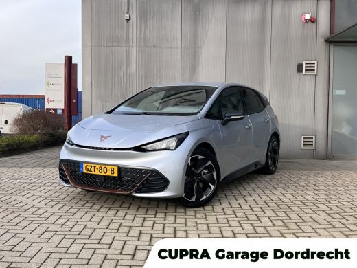 Seat Born Performance 63 kWh | 360 graden camera | Sennheiser | Stoelverwarming