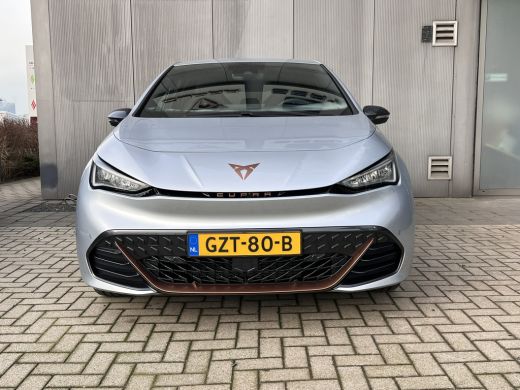 Seat Born Performance 63 kWh | 360 graden camera | Sennheiser | Stoelverwarming ActivLease financial lease
