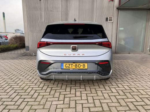 Seat Born Performance 63 kWh | 360 graden camera | Sennheiser | Stoelverwarming ActivLease financial lease