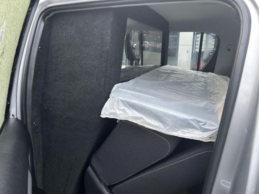 Toyota Hilux 2.4 D-4D Double Cab Professional Van |Inclusief Trekhaak & Bedliner kunststof| ActivLease financial lease