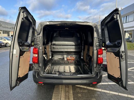 Toyota PROACE Electric Worker Challenger Extra Range L1 75 kWh Toyota PROACE Electric Worker Challenger Extra Range 75 kWh ActivLease financial lease