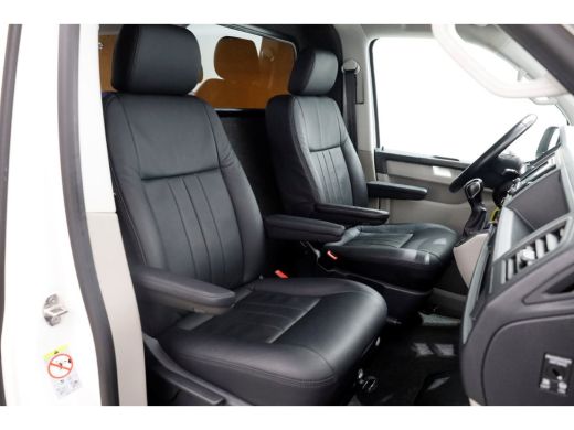 Volkswagen Transporter T6 2.0 TDI 150pk E6 DSG-Automaat L1H1 Highline LED/2x Schuifdeur 11-2018 ActivLease financial lease