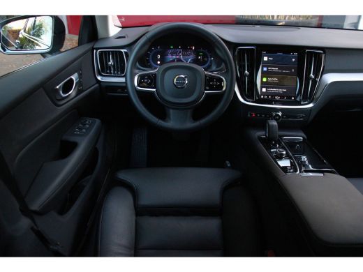 Volvo  V60 2.0 T6 Recharge AWD Plus Dark | Stuur/stoelverwarming | Adaptieve Cruise met Stuurhulp | Memory S... ActivLease financial lease