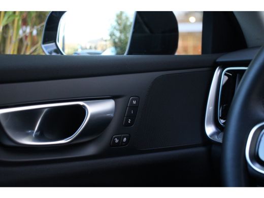 Volvo  V60 2.0 T6 Recharge AWD Plus Dark | Stuur/stoelverwarming | Adaptieve Cruise met Stuurhulp | Memory S... ActivLease financial lease