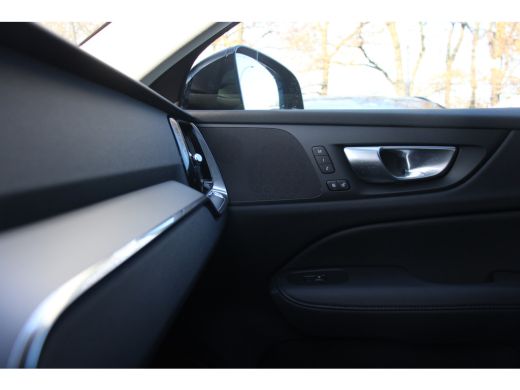 Volvo  V60 2.0 T6 Recharge AWD Plus Dark | Stuur/stoelverwarming | Adaptieve Cruise met Stuurhulp | Memory S... ActivLease financial lease