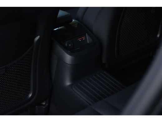 Volvo  V60 2.0 T6 Recharge AWD Plus Dark | Stuur/stoelverwarming | Adaptieve Cruise met Stuurhulp | Memory S... ActivLease financial lease