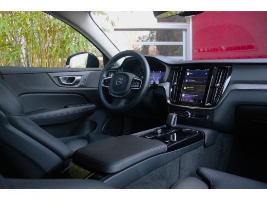 Volvo  V60 2.0 T6 Recharge AWD Plus Dark | Stuur/stoelverwarming | Adaptieve Cruise met Stuurhulp | Memory S... ActivLease financial lease