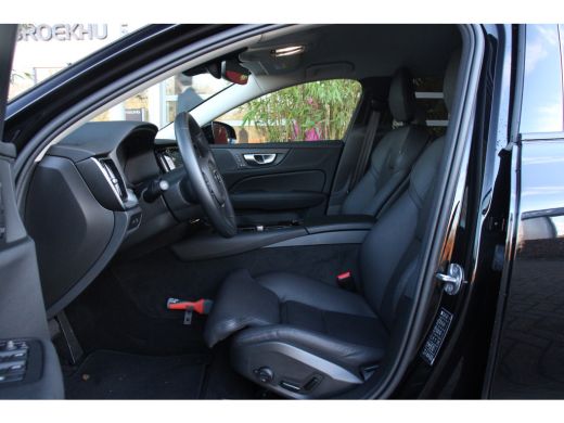 Volvo  V60 2.0 T6 Recharge AWD Plus Dark | Stuur/stoelverwarming | Adaptieve Cruise met Stuurhulp | Memory S... ActivLease financial lease