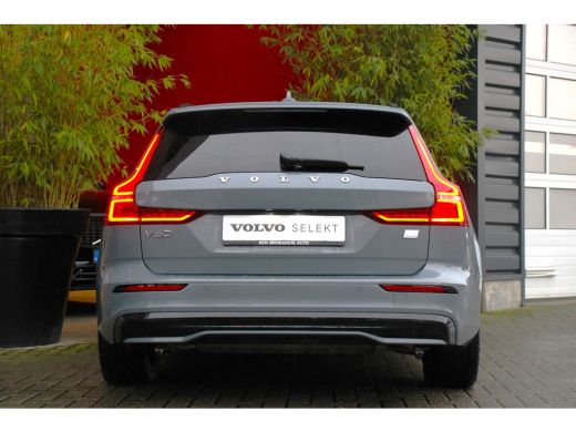Volvo  V60 2.0 T6 Plug-in hybrid AWD Plus Dark | Stuur- en stoelverwarming | Pilot Assist | Memory Seats | A... ActivLease financial lease