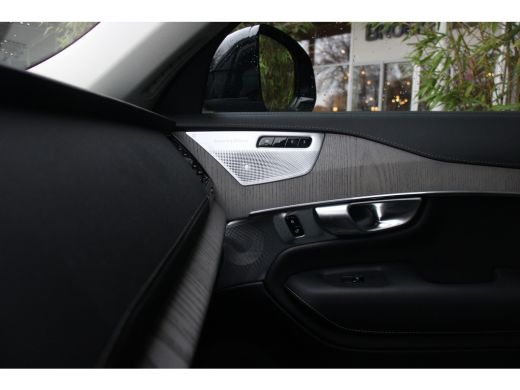 Volvo  XC90 T8 Recharge AWD 455pk Ultimate Dark | Bowers&Wilkins | Luchtvering | Massage | Trekhaak | 360 Cam... ActivLease financial lease