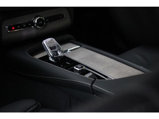 Volvo  XC90 T8 Recharge AWD 455pk Ultimate Dark | Bowers&Wilkins | Luchtvering | Massage | Trekhaak | 360 Cam... ActivLease financial lease
