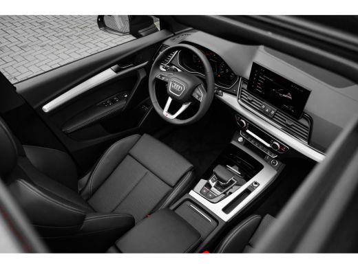 Audi Q5 S edition competition | Adaptive air suspension | Adaptive cruise control | Audi virtual cockpit ActivLease financial lease