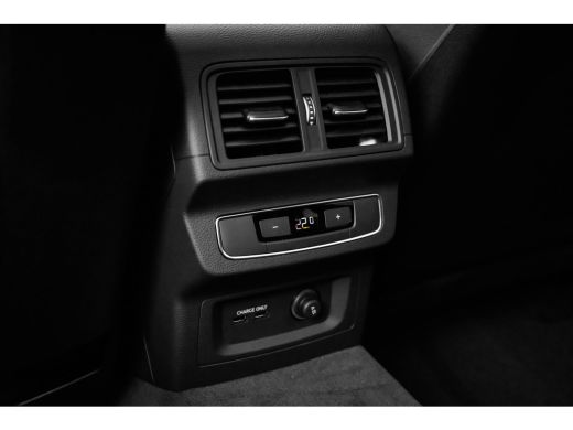 Audi Q5 S edition competition | Adaptive air suspension | Adaptive cruise control | Audi virtual cockpit ActivLease financial lease