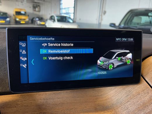 BMW i3 Executive 120Ah 42 kWh/Leder/H-Kardon/W-pomp/Camera/20"/3-fase ActivLease financial lease