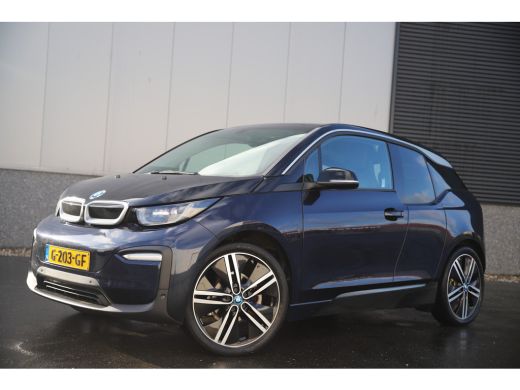 BMW i3 Executive 120Ah 42 kWh/Leder/H-Kardon/W-pomp/Camera/20"/3-fase ActivLease financial lease