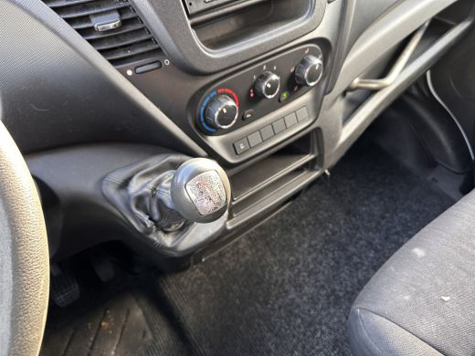 Iveco Daily 35S13V 2.3 352 H2 *REFRIGERATED-COMPARTMENT | AIRCO | CRUISE | AIRPRESSURE-SEAT | 3-PERS * ActivLease financial lease