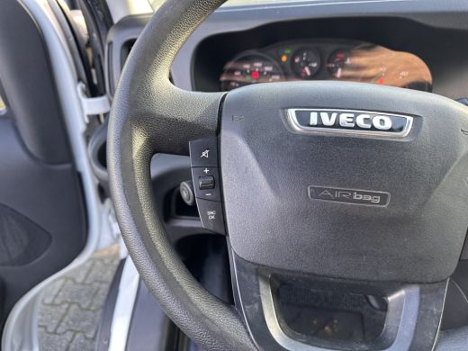 Iveco Daily 35S13V 2.3 352 H2 *REFRIGERATED-COMPARTMENT | AIRCO | CRUISE | AIRPRESSURE-SEAT | 3-PERS * ActivLease financial lease